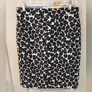 J. Crew Black and White Floral Pencil Skirt in Size 4